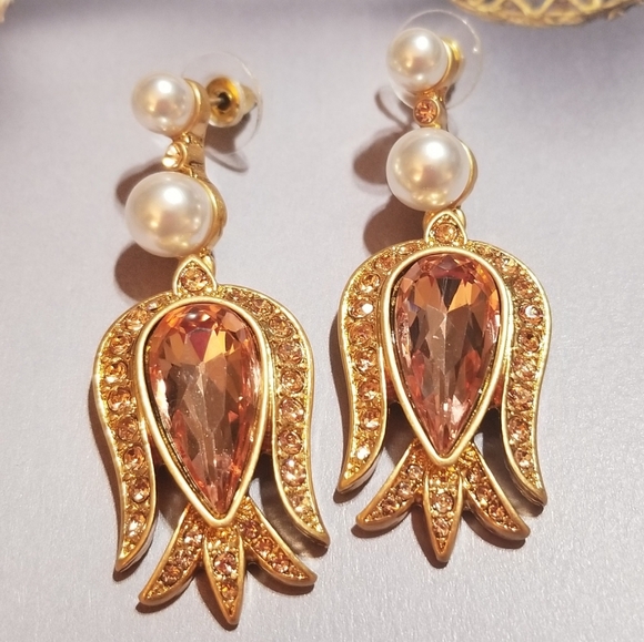 NEW Oscar de la Renta 14k plated Pink Crystal Earrings - Picture 5 of 7